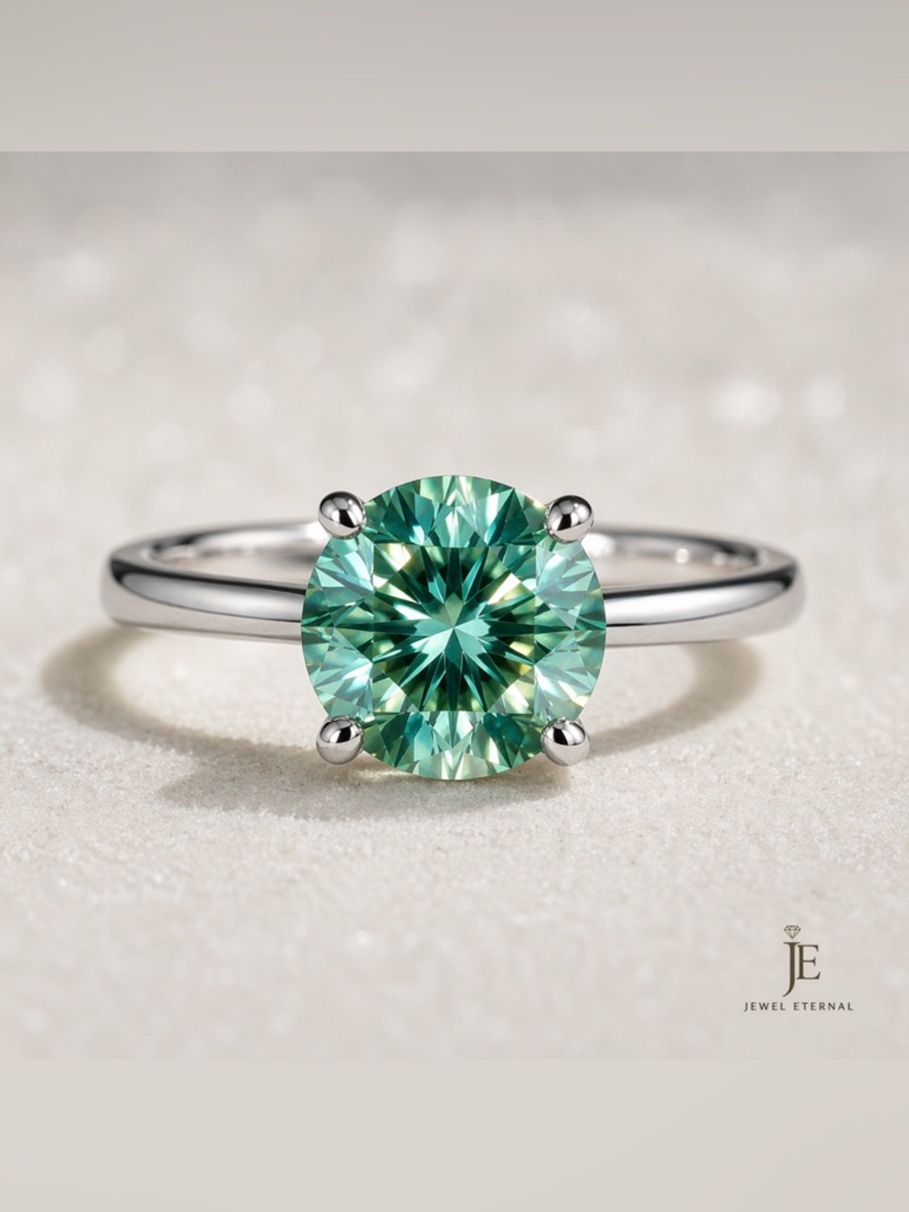 2ct VVS1 Sea Green Moissanite Solitare Ring